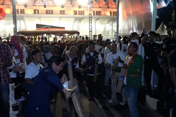 Catania Tertekan: Fans Tuntut Respons, Presiden Beri Dukungan