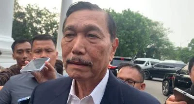 Luhut Binsar Pandjaitan dan Chatib Basri Hadir di Istana untuk Diskusi Kenaikan Suku Bunga BI