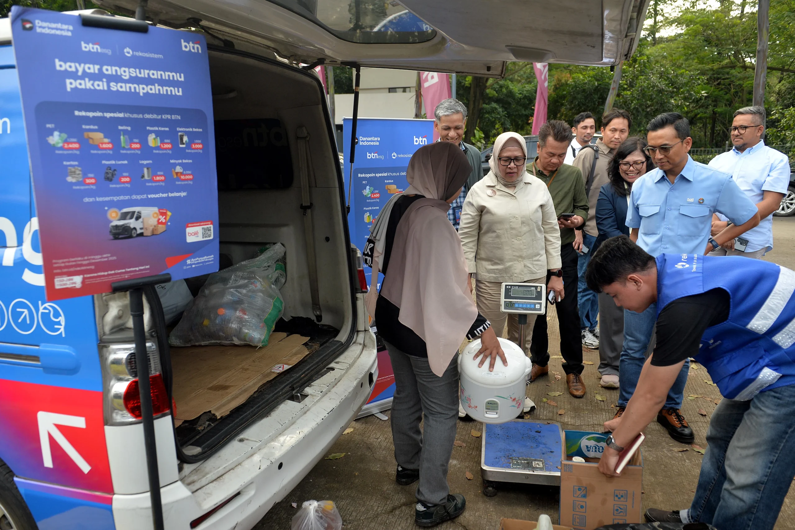 Program Bayar Cicilan KPR dengan Sampah Diperluas untuk Tekan Emisi Rumah Tangga