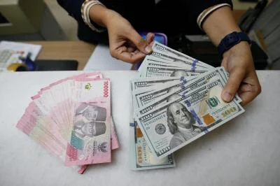 Proyeksi Pergerakan Rupiah, Harga Minyak, dan Emas Pekan Depan: Analisis Terkini